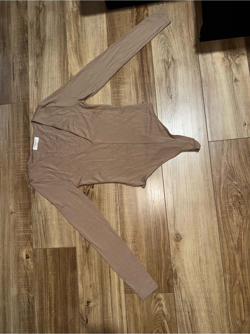 Babaton Long Sleeve V-Neck Bodysuit - Taupe